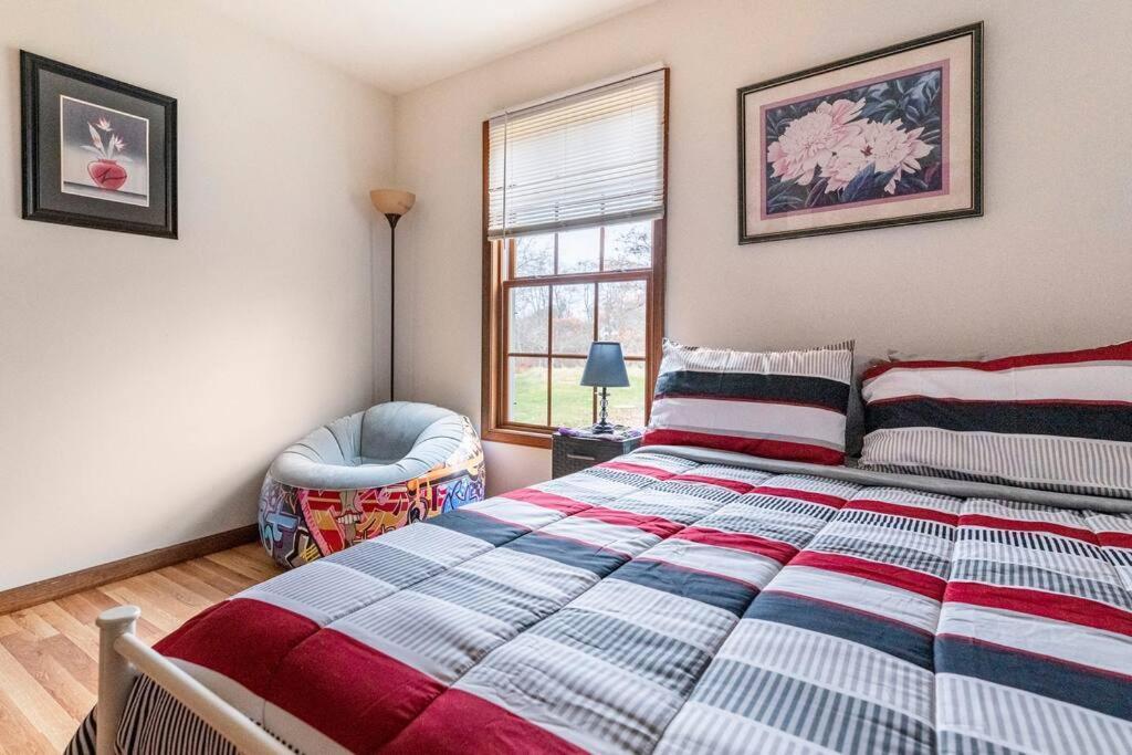 Cheerful Pocono Home Away From Home Albrightsville Екстериор снимка