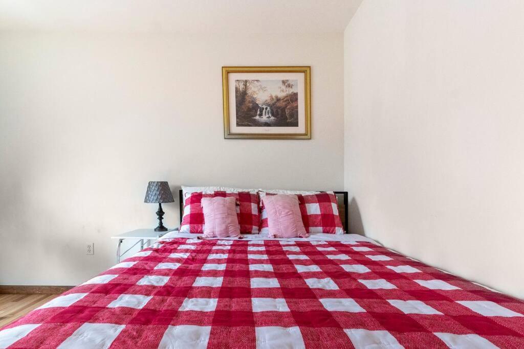 Cheerful Pocono Home Away From Home Albrightsville Екстериор снимка